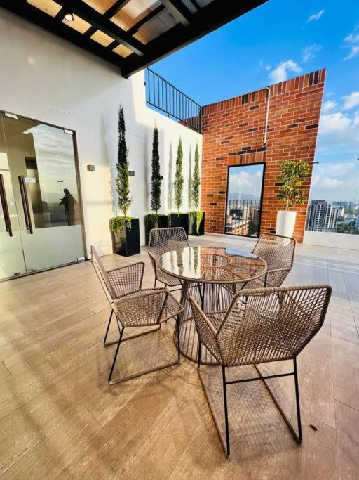 Apartamento 2 Habitaciones, Edificio Airali, Zona 10, Miradolo Guatemala Exterior foto